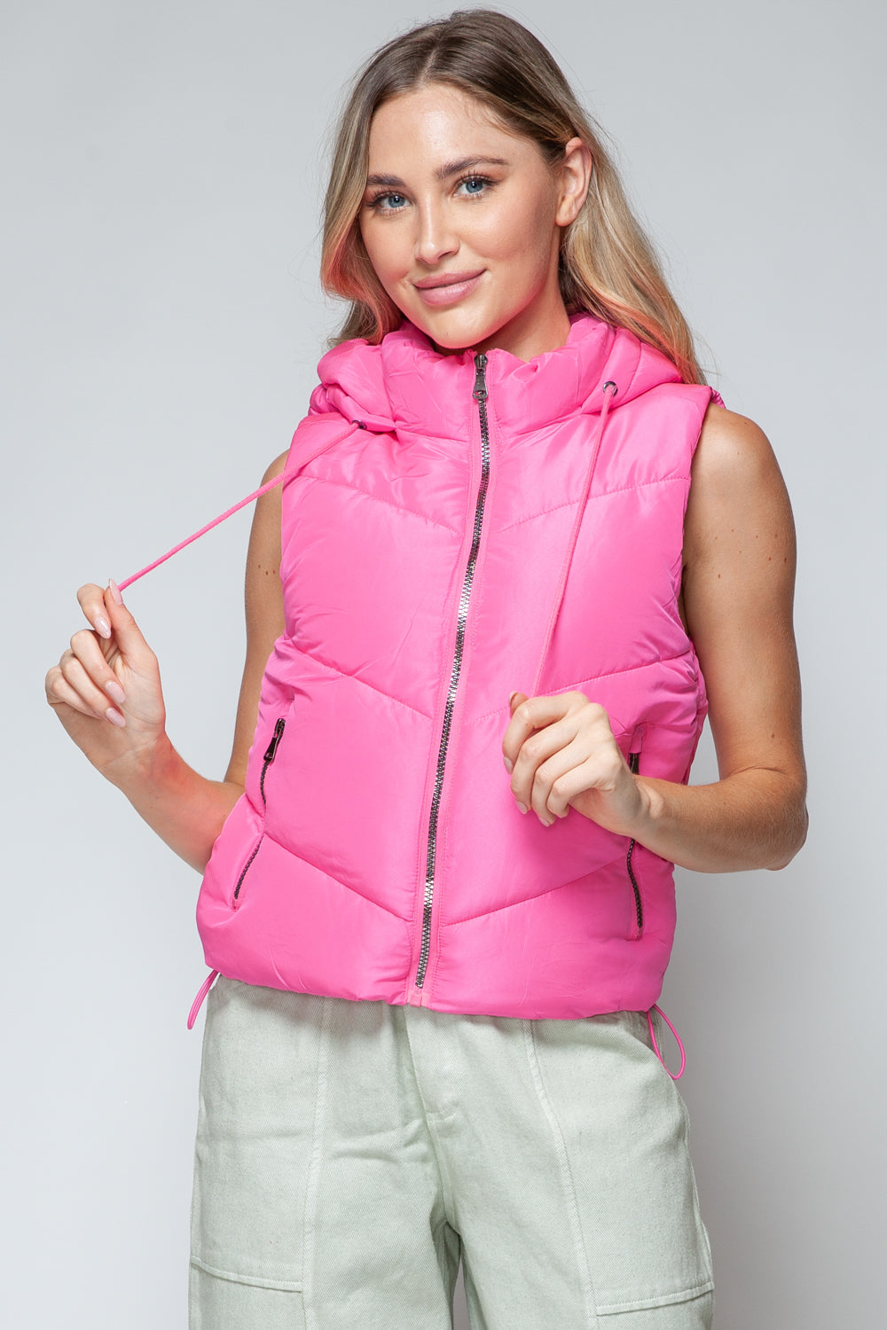 Snobbish Zip-Up Quilted Hooded Vest β Stylish & Cozy π€β¨