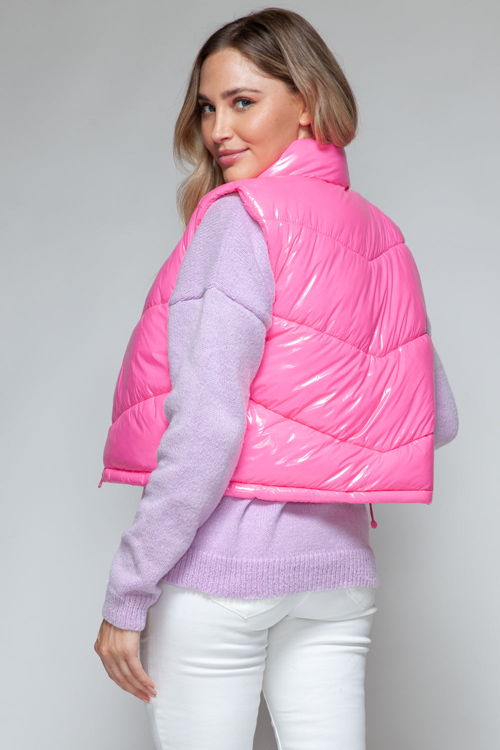 Pink Zip-Up Turtleneck Shiny Quilted Vest – Chic & Cozy ✨