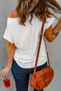 Chic Boat Neck T-Shirt with Sequin Lucky Clover – Trendy & Comfortable
